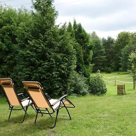 Jabłonie I Grusze In A Big Garden With Sauna&wifi Dom wakacyjny Piła